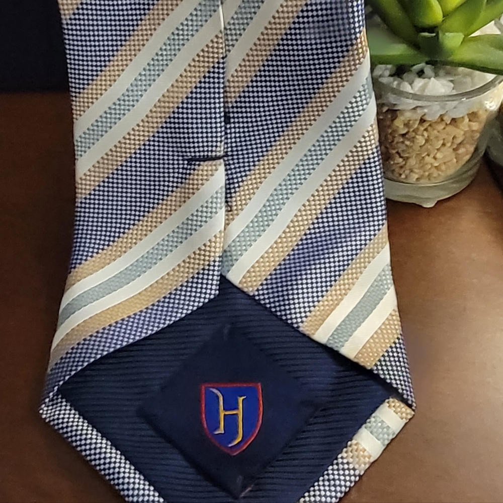 Tie